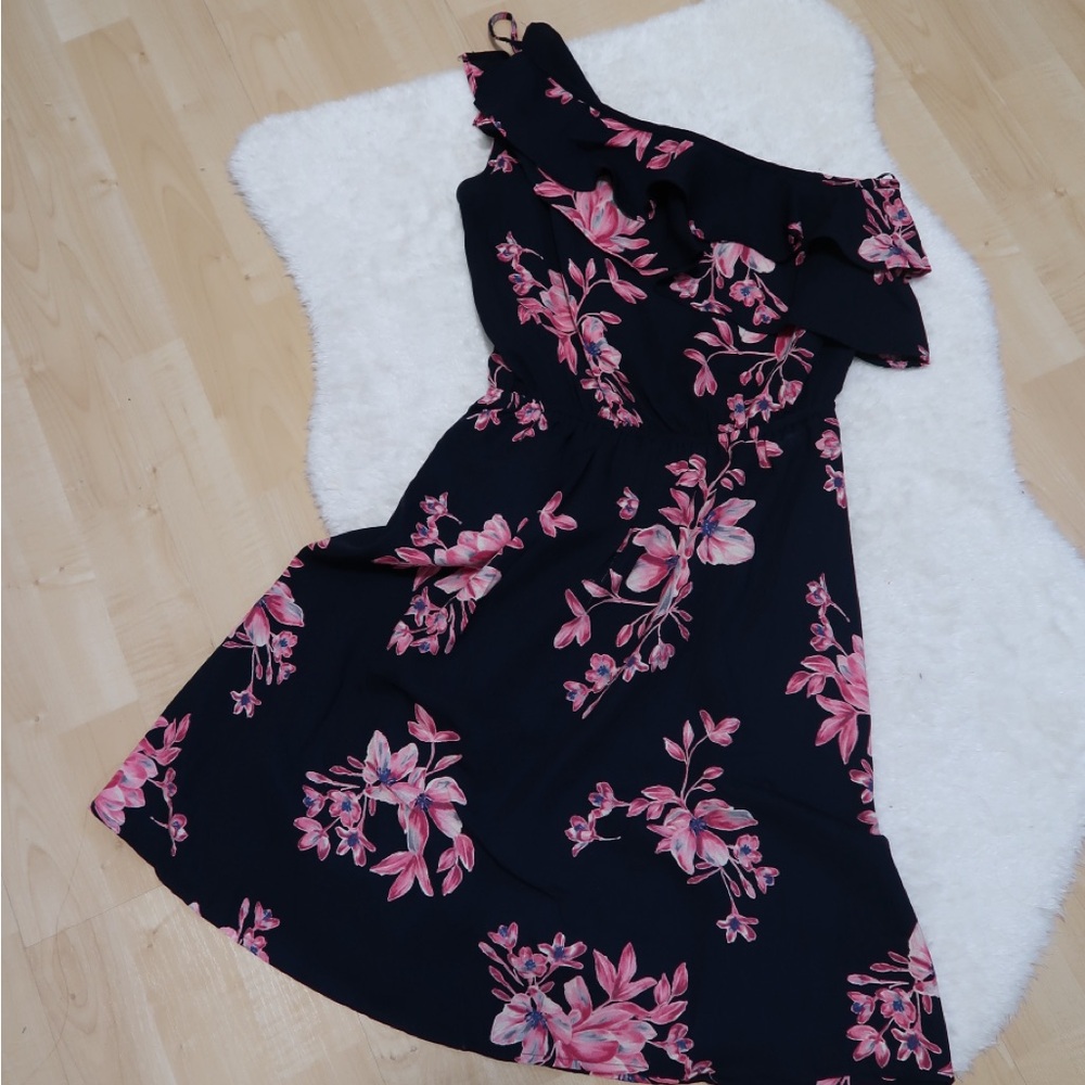 Collective Concepts Floral Off-Shoulder Dress